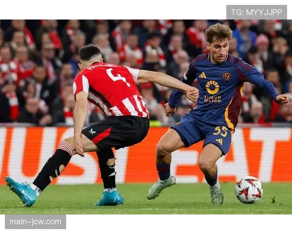 皇马2-0毕尔巴鄂竞技 三中卫体系零封对手